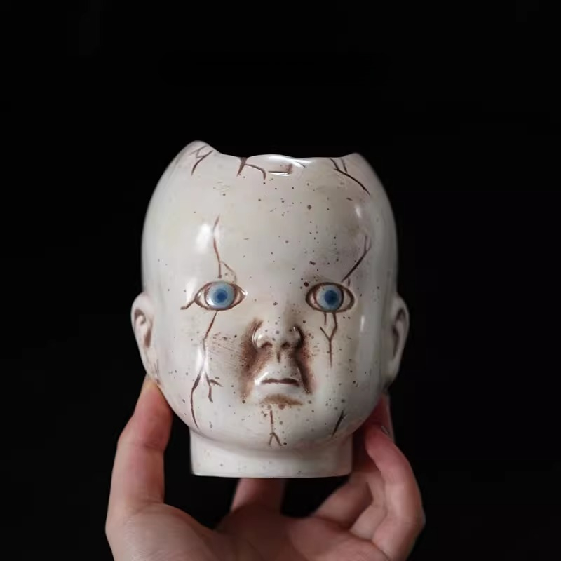 Horror themed doll head cerami - Tablet Reading Accessories ulasan dan harga